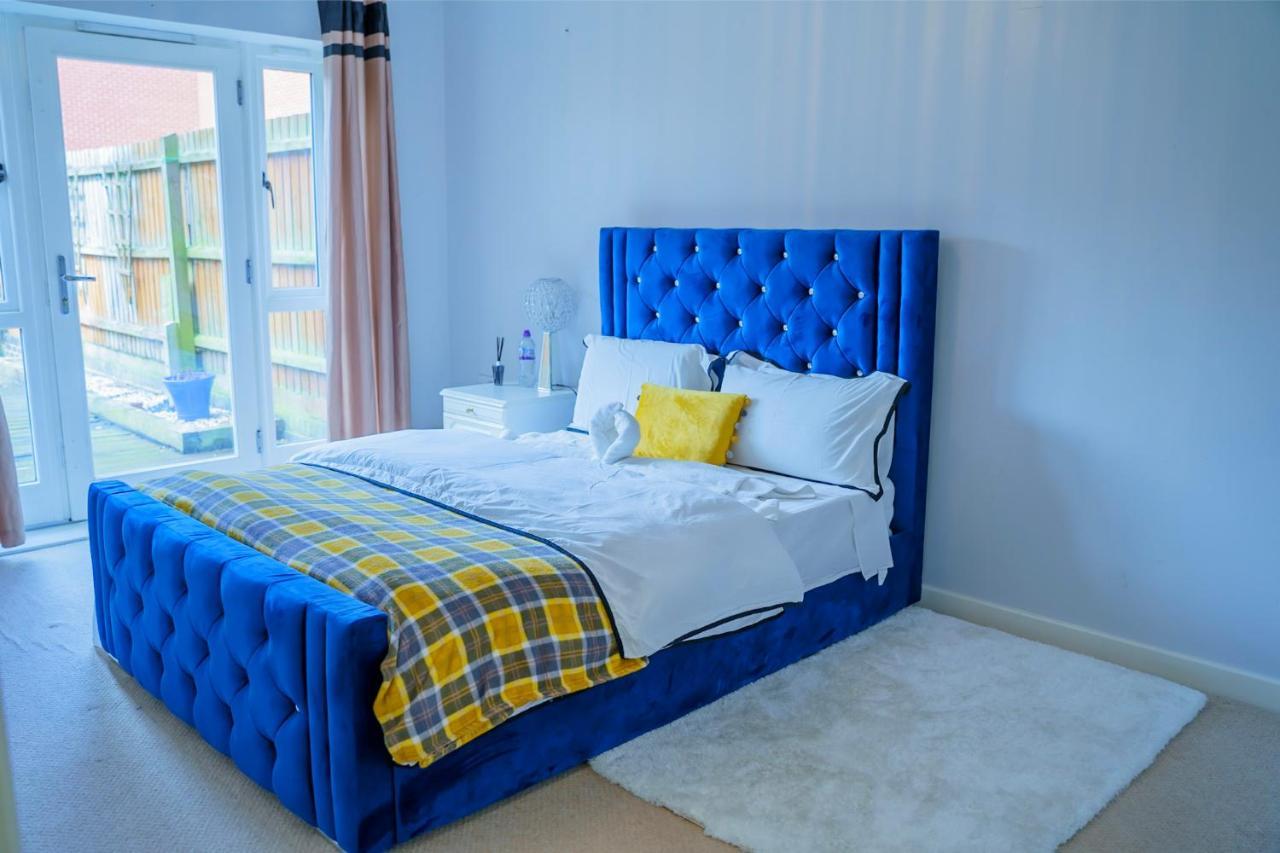 بليتشيلي Millward Homes المظهر الخارجي الصورة